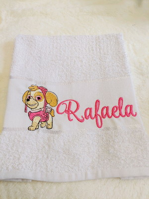 Toalha escolar infantil personalizada menina