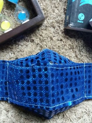 Mascara 3d azul lantejoula
