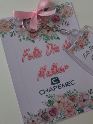 Chaveiro com cartão dia da mulher