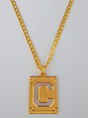 Corrente cordão 70 cm pingente letra c folheado ouro. c39c19