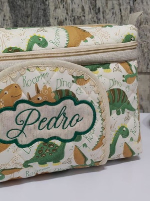 Necessaire porta fraldas e lenço umedecido