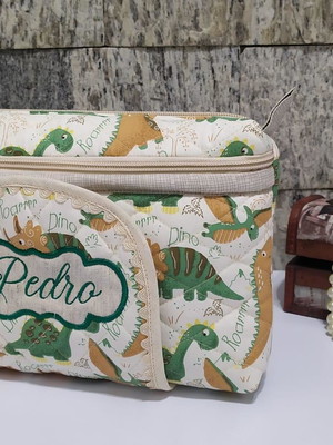 Necessaire porta fraldas e lenço umedecido