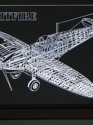 Abajur de led em acrílico e gravado a laser – spitfire
