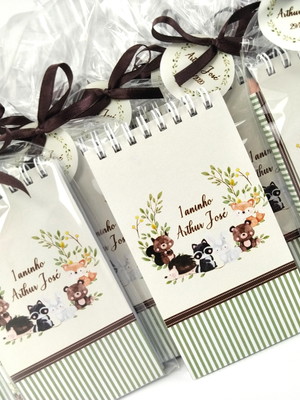 Bloquinho capa dura com mini lápis bosque