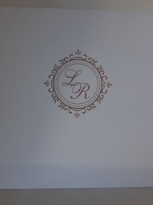 Convite de casamento com brasão