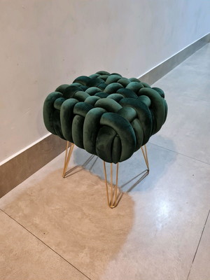 Puff trançado hairpin legs