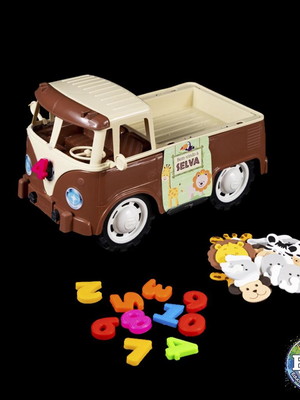 Kombi safari com animais em eva