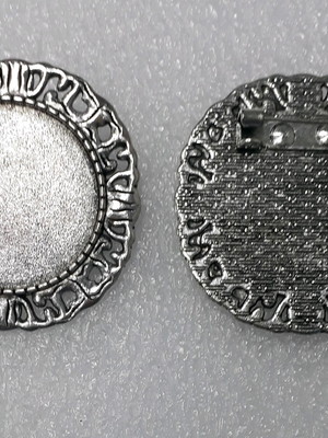 Broche redondo p/camafeu/antique silver 25mm.(04pçs)