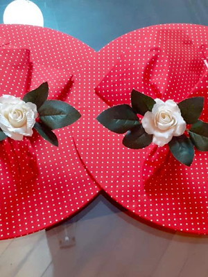 Kit com 6: capa de sousplat vermelha de poá/bolinhas brancas