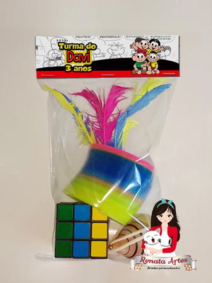 Kit brinquedos retrô tema desenhos nacionais