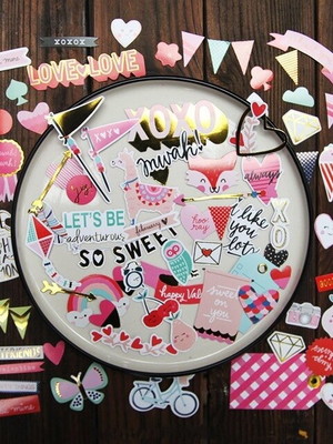 Die cuts com foil - love (70 peças)