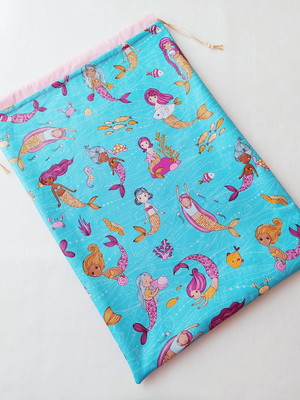 Saco impermeável para roupas 28x40 - sereias
