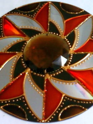 Mandala marrom e laranja em cd reciclado