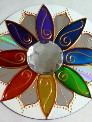 Mandala felicidade em cd reciclado
