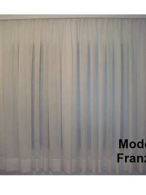 Cortinas em gaze de linho franzidas sob medida