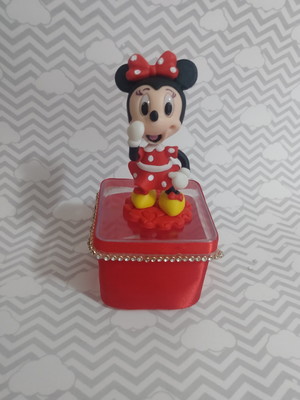 Caixa acrílica decoradas com aplique minnie
