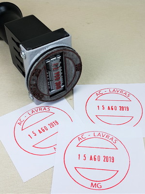 Carimbo datador redondo e texto personalizado 42x42mm