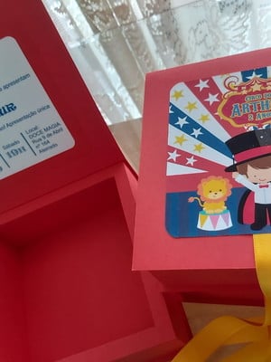 Caixa grande para lembranças ou doces - circo