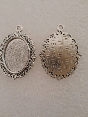 Medalhão p/camafeu / prata envelhecido 13x18mm./10pçs