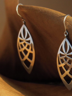 Brinco mandala de prata
