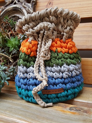 Bolsa saco em fio de malha 6 cores
