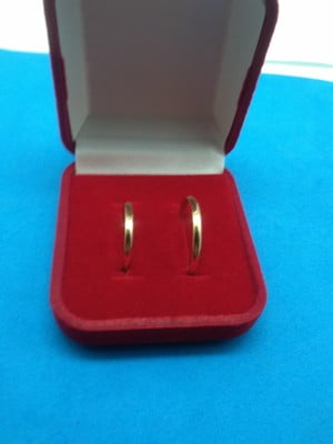 Par de aliança em ouro 18k casamento e noivado