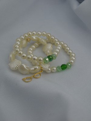 Mix de pulseiras perolas acrilicas e cristais - 3 peças