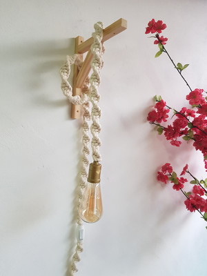 Luminária decorativa de macrame