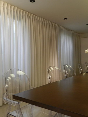 Cortina em voil prega americana com bk 80% 3,00 x 2,86