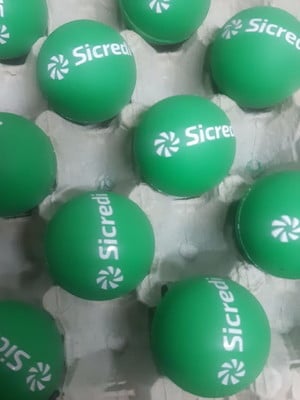 60 bolinhas anti-stress personalizadas