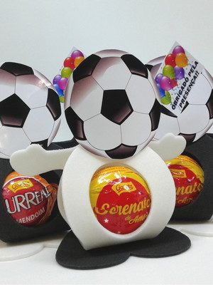 Lembrancinha futebol porta bombons