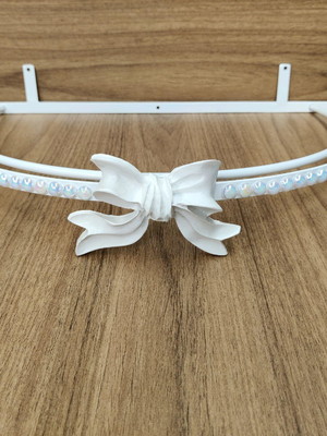 Dossel de pérolas com laço + abraçadeira