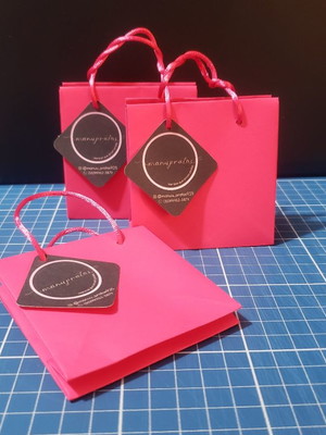 120 mini sacolinhas com tags
