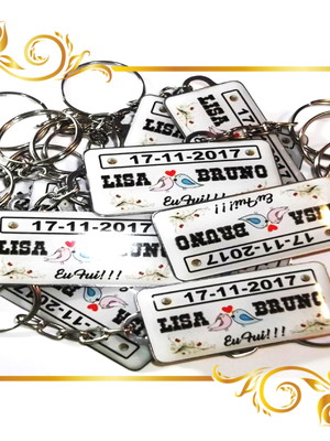 Lembrancinha para casamento chaveiro personalizado 70 peças