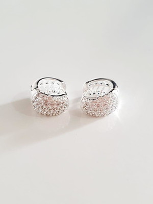 Brinco argola com zirconias tam 14mm banhado prata