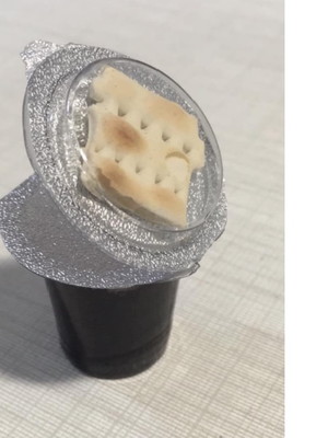 Kit 48 calices suco de uva e suporte de pão