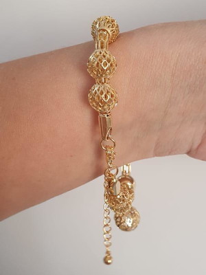 Pulseira bracelete com berloques bolinha banhado ouro 18k