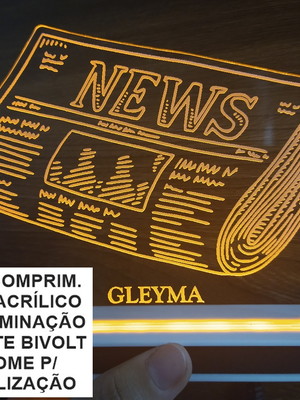 Luminária abajur de acrílico com led jornalismo