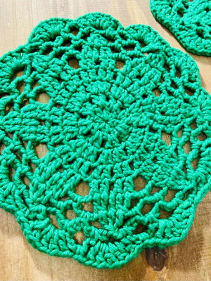 Conjunto de sousplat em crochê com 4 unidades