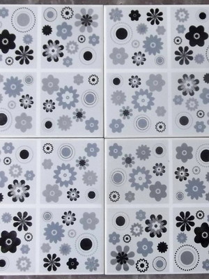 Azulejos decorados "mini florzinhas" kit com 4 peças