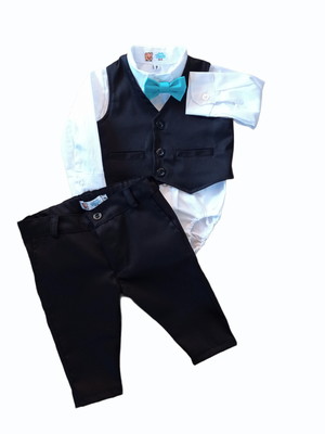 Terno preto para bebê