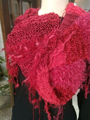 Cachecol ou gola fio texturas vermelho em crochê