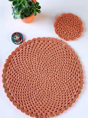 Kit de 6 sousplats e 6 porta copos em crochê