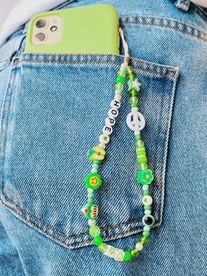 Phone strap de miçangas verde e branco moda blogueira