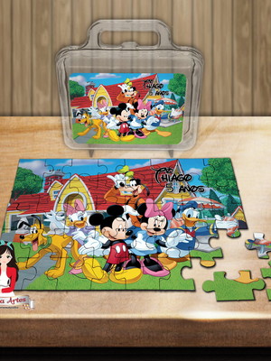 Quebra cabeça personalizado na maleta mickey e turma