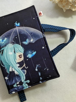 Capa para livros com alças a menina e o gato