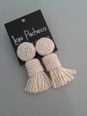 Brinco tassel de miçangas