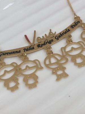 Colar com até 5 bonecos modelo 01650p