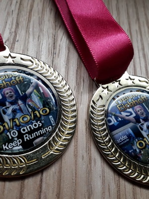 Medalhas resinadas em metal - 35 unidades