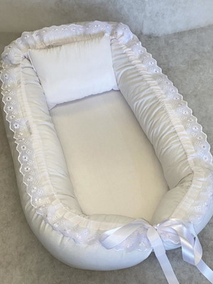 Ninho redutor para bebe menino e menina modelo - liso branco